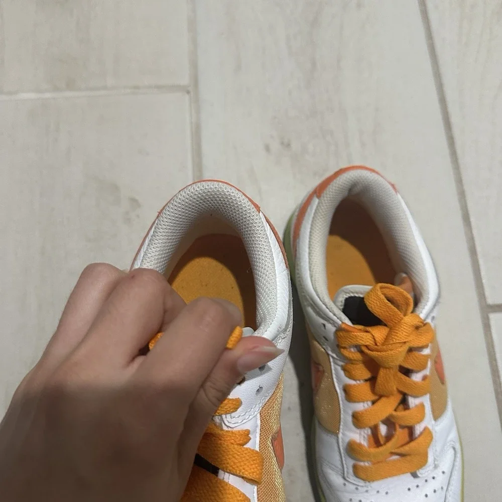 NIKE‎ 317813-181 WOMEN'S WHITE ORANGE BLAZE DUNK LOW SNEAKERS SIZE 7.5